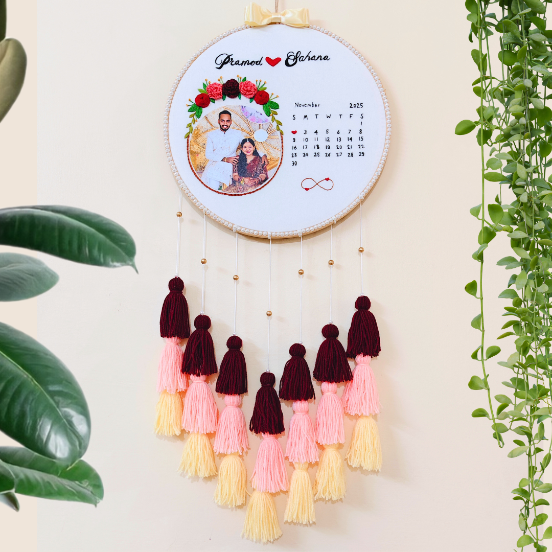 Customized Photo Frame Wedding Calendar Hoop with Tassels | Decorative Photo Wall Hanging Dreamcatcher
